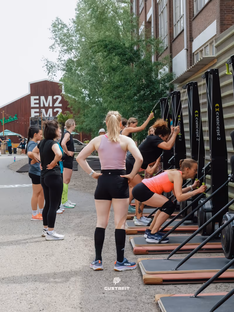 Hyrox-simulatie tijdens een groepstraining in Groningen
